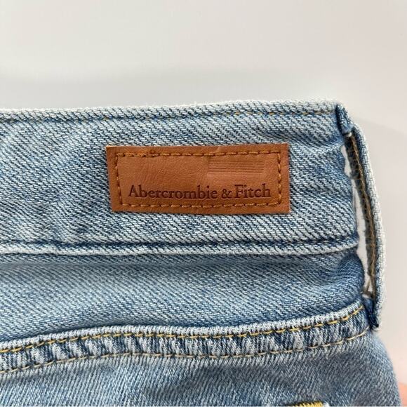 NWT Abercrombie & Fitch The Boyfriend Short Denim Shorts Size 24 - Picture 9 of 13